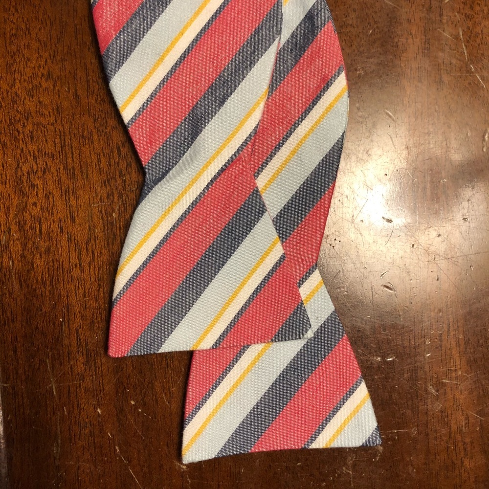 Men’s bow tie